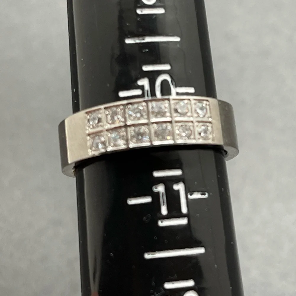 Nwt Unisex Stainless Steel Unisex band SZ 10